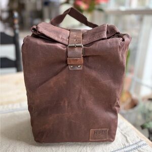 Hide & Drink Brown Waxed Canvas Insulated Lunch Bag Hot or Cold 2 Ice Packs NWOT